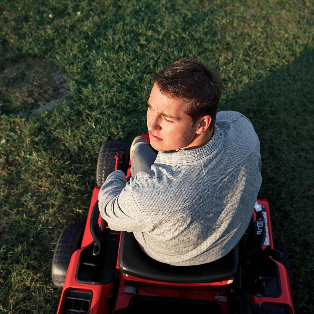 Lawn mower blade sharpening explained (simple guide for home and farm use)